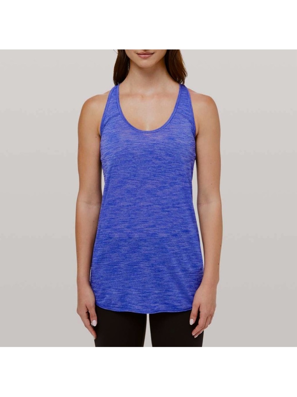 Lululemon Essential tank top. 💙